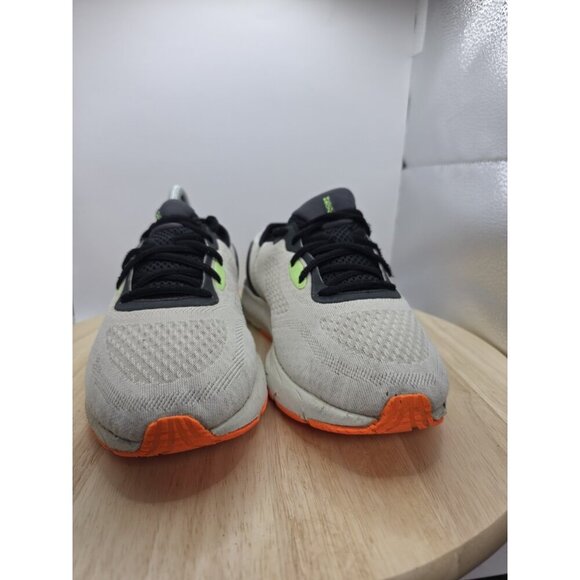 Under Armour HOVR Sonic 5 Beige Men size 7.5 Shoes 3024898-101 - Picture 2 of 7